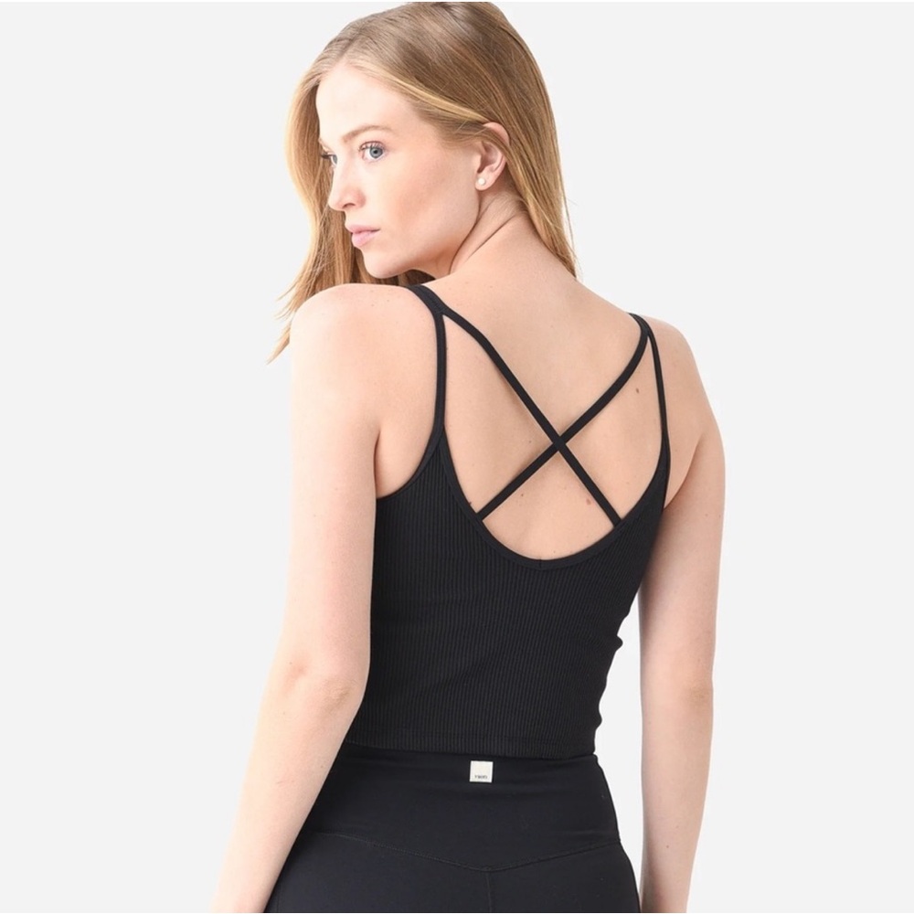 Vuori Black Rib Crop Tank Top - Picture 2 of 2